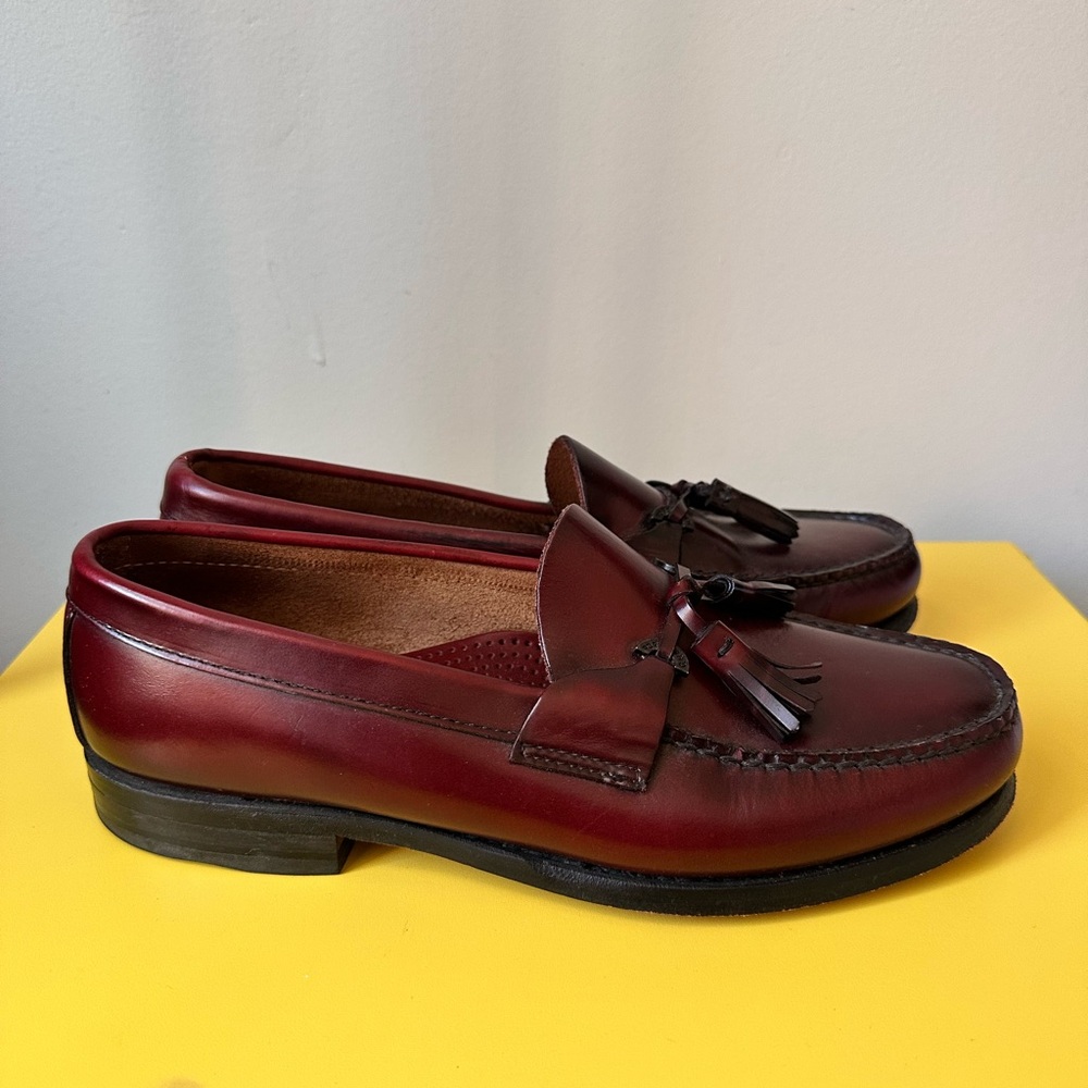 GH Bass Tassel Loafers in maroon - Picture 2 of 8